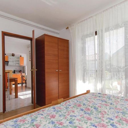 Awesome Apartment In Labin With Wifi Rasa ภายนอก รูปภาพ