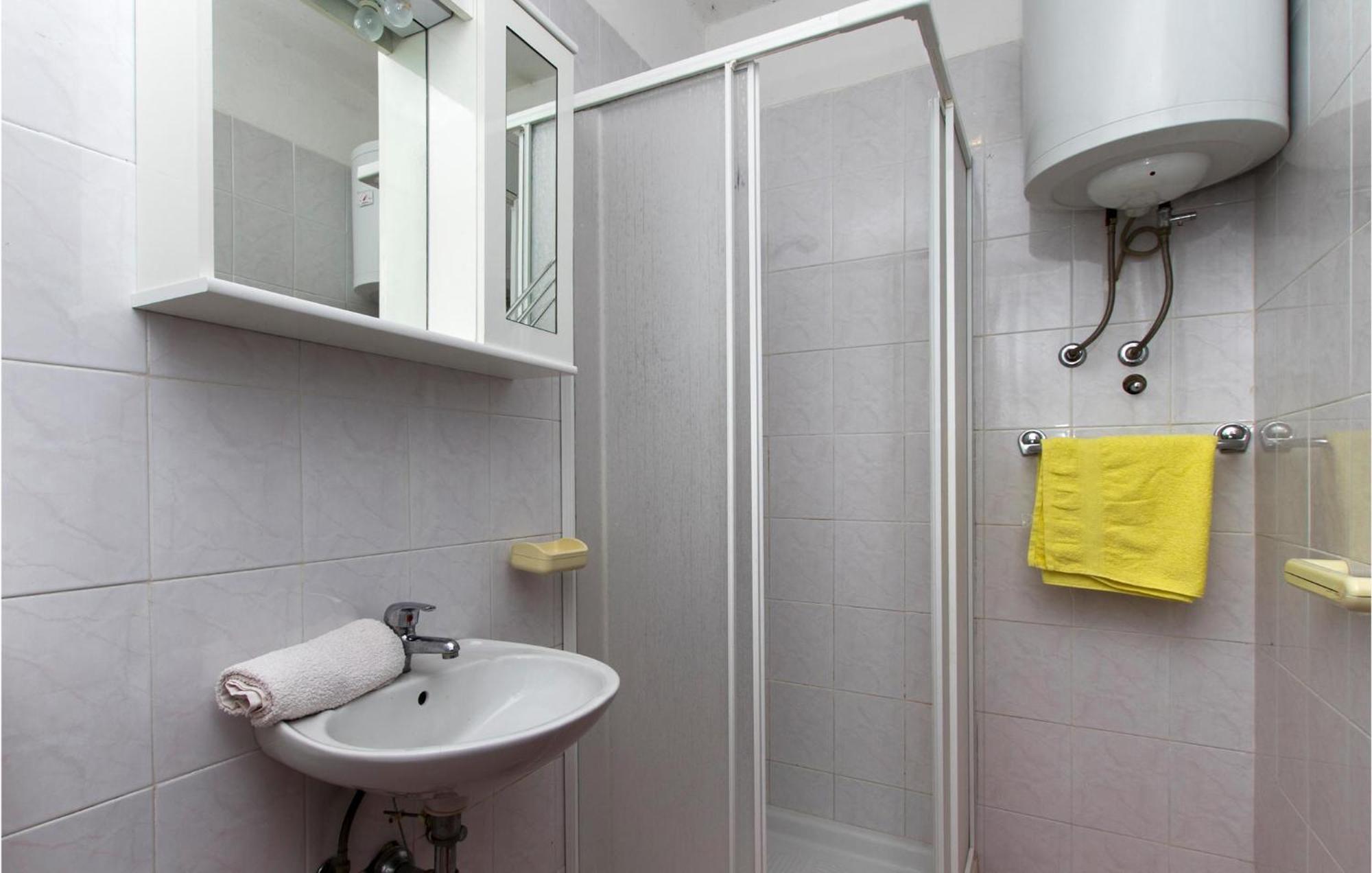 Awesome Apartment In Labin With Wifi Rasa ภายนอก รูปภาพ