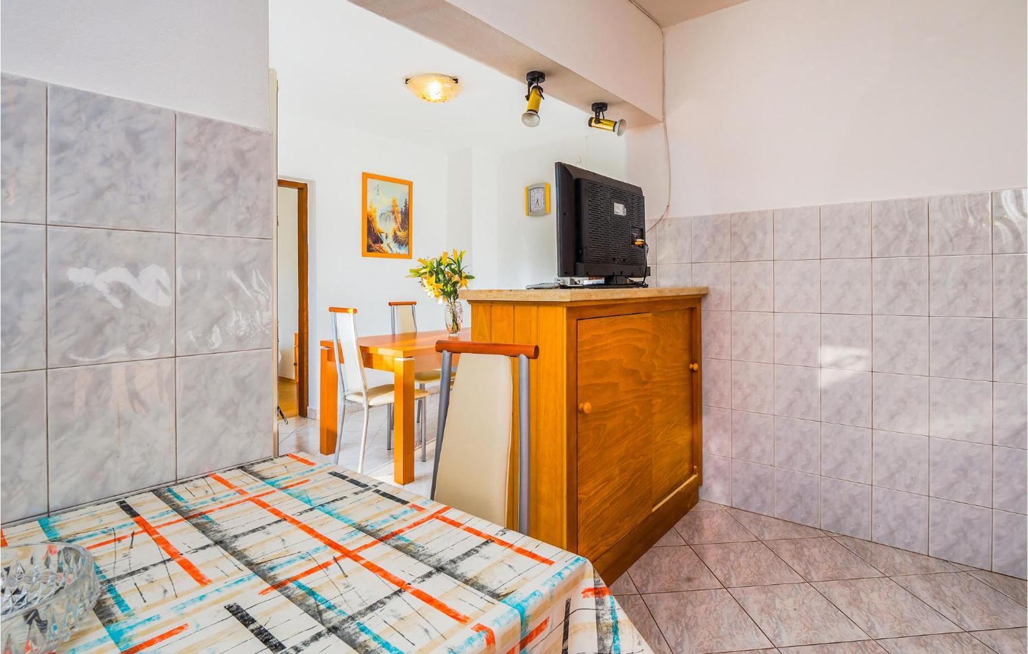 Awesome Apartment In Labin With Wifi Rasa ภายนอก รูปภาพ