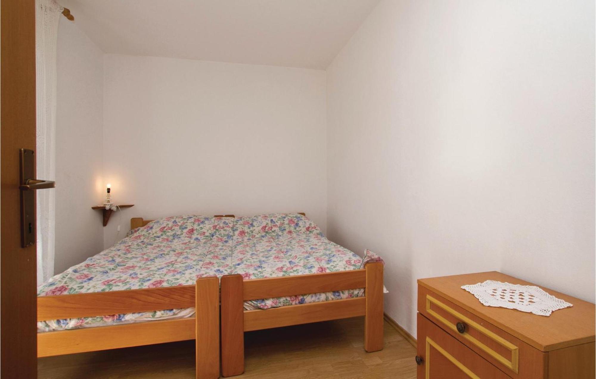 Awesome Apartment In Labin With Wifi Rasa ภายนอก รูปภาพ